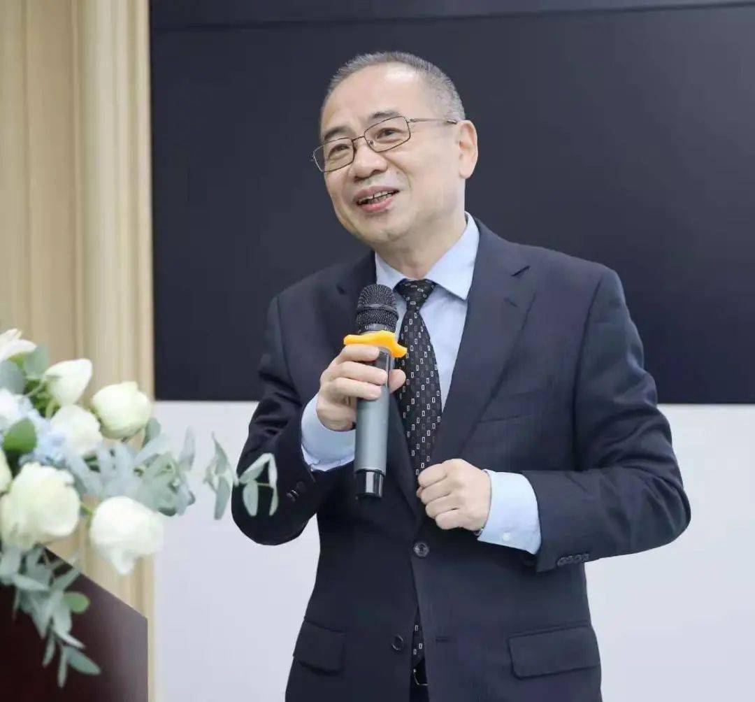 浙江省人民医院泌尿外科主任何翔致辞中华医学会泌尿外科分会护理学组