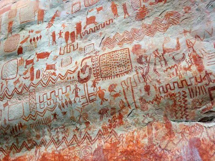 亚马逊森林发现一幅长达13公里的史前岩画