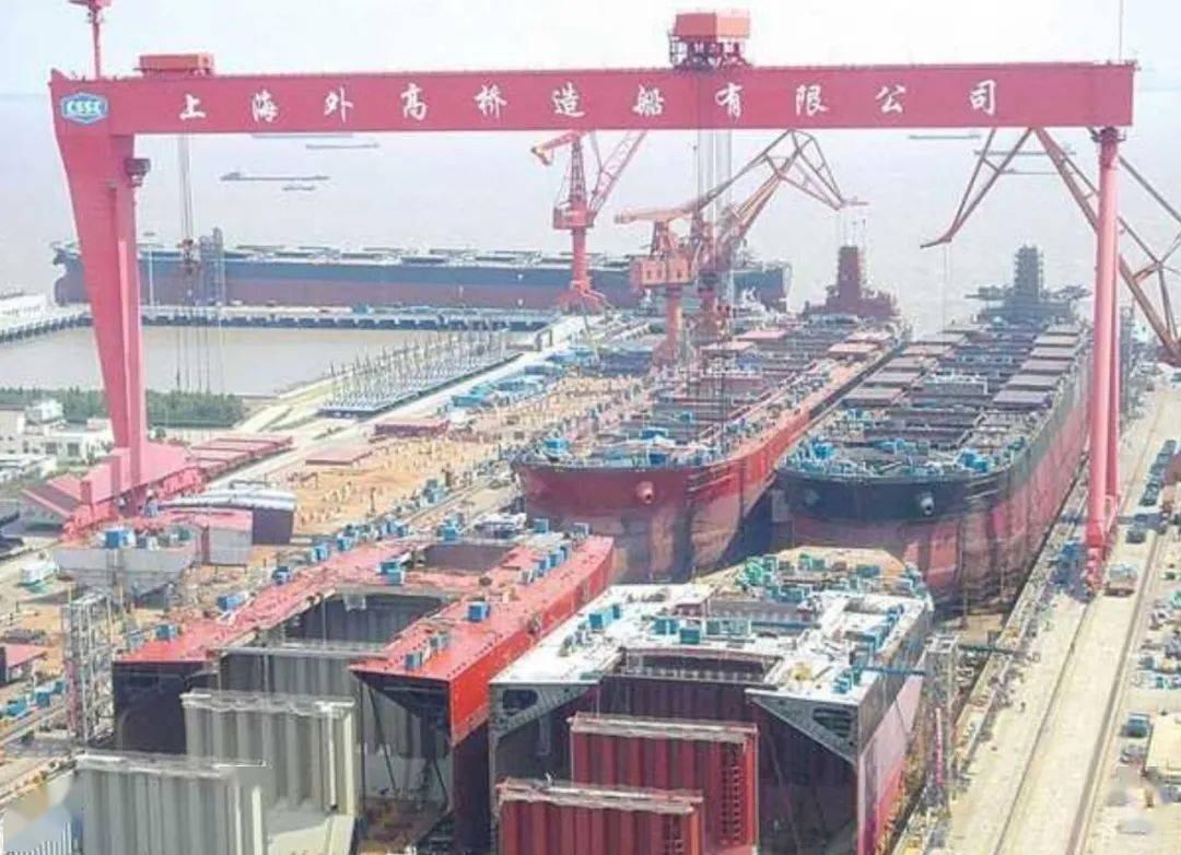 中船集团旗下上海外高桥造船有限公司今年前11月完工交船超过25艘/座