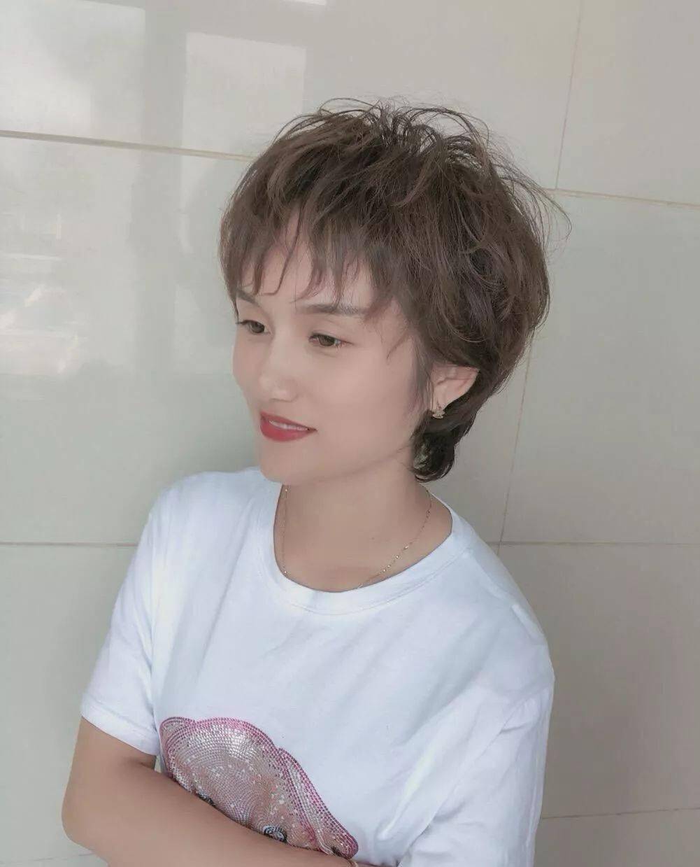 2020流行"热烫发"