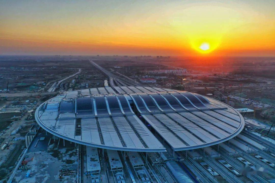 雄安将迎来更加美好的明天随着雄安站到来交通先行千年大计工程项目