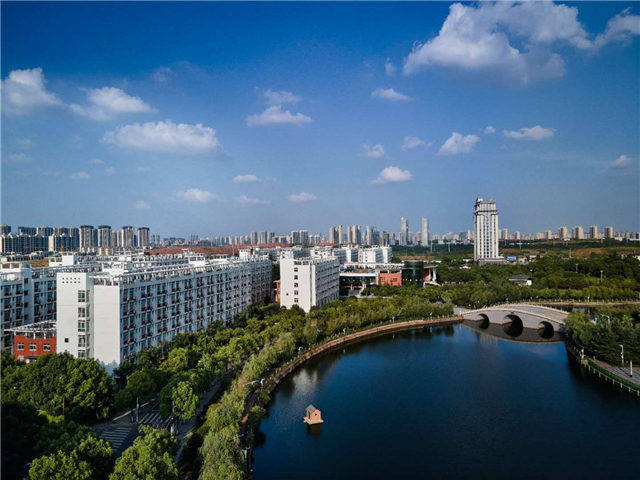 南昌工学院诗意浸润校园美育滋润心田