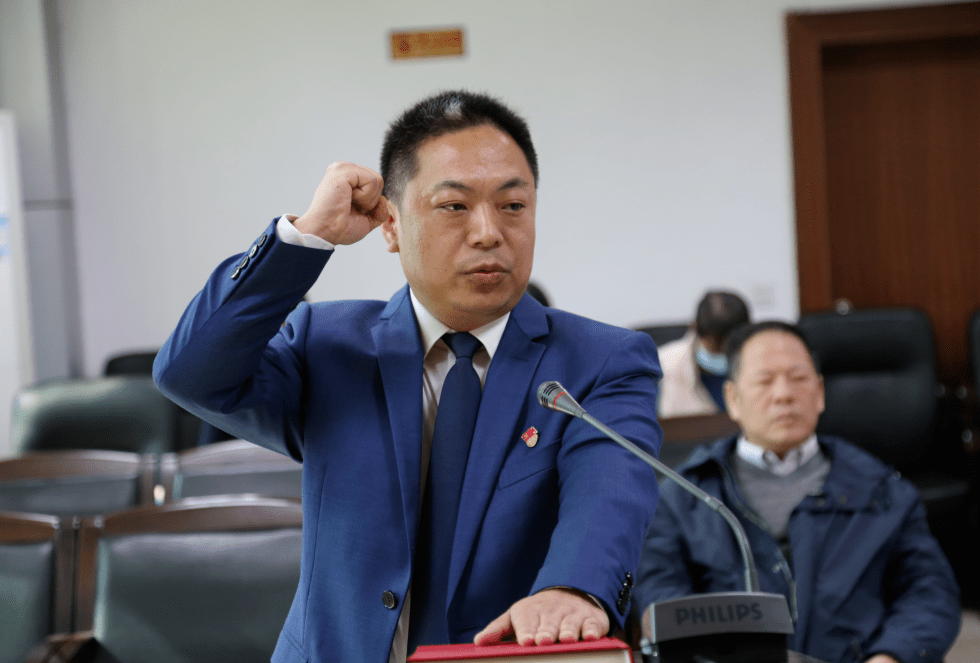 佛冈新任命一名副县长