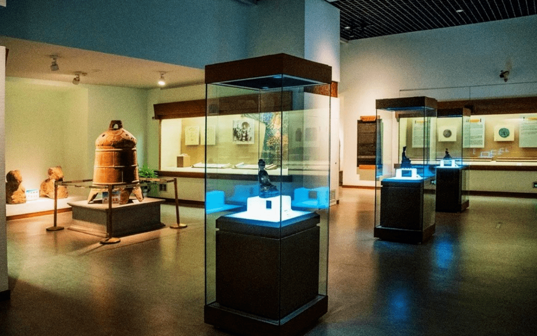 丝路明珠璀璨的敦煌文化探索之旅独家精品小团私人导览带你触摸最深度