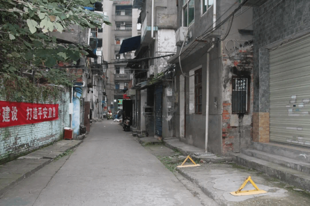 宜昌伍家岗区建工局棚改项目启动签约首日签订185户