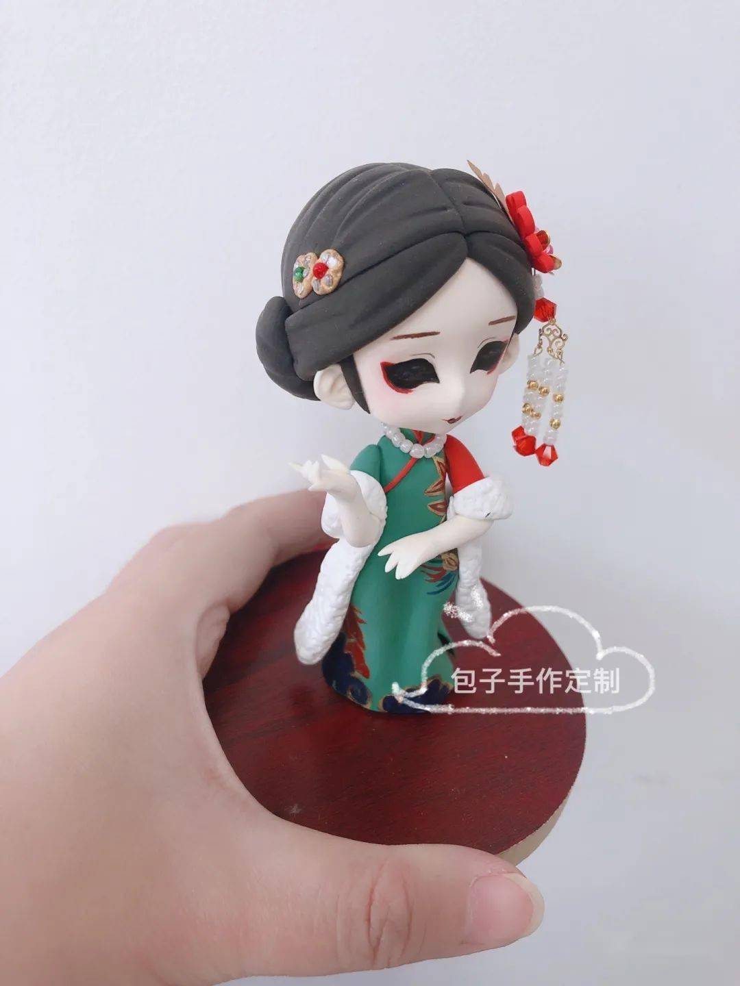教程君包子妹妹因为工作比较忙不能想其他作者那样出来的娃娃这么高