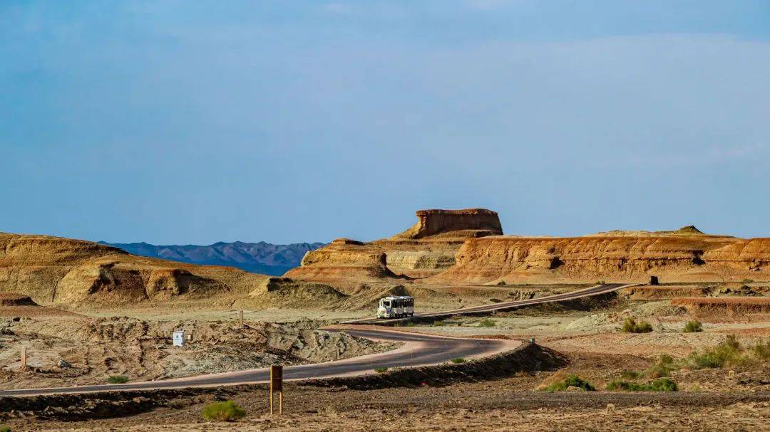 大秦赋乌尔禾大秦赋中邯郸取景地乌尔禾曾是湖底世界如今是世界魔鬼城