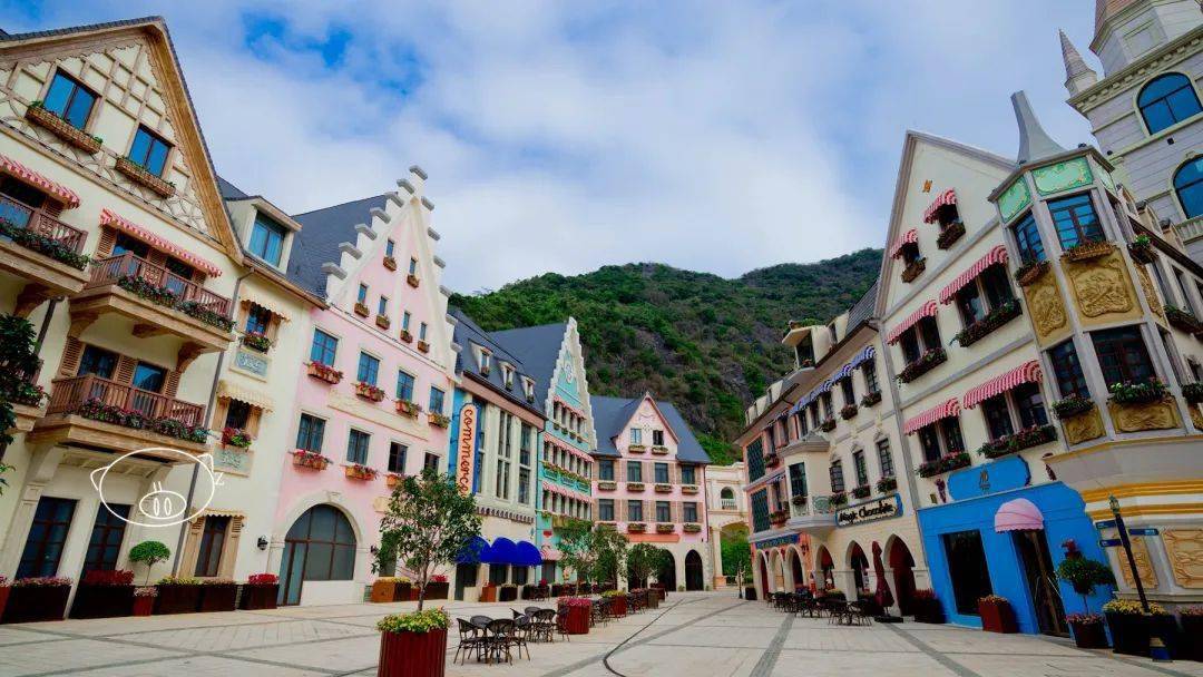 【茶与巧克力小镇】创意灵感来自千年岭南古邑文化,融合英伦风情建筑