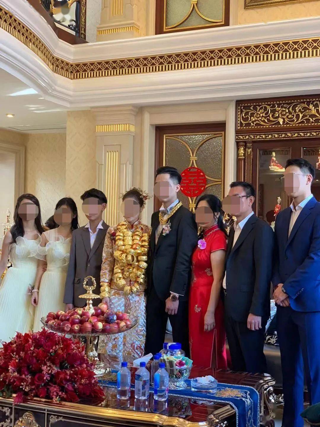 据说这是顺德某集团老板儿子 与某集团千金举办的婚礼