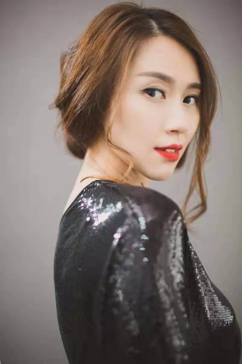 邀请东莞电视台人气主持人汶洋