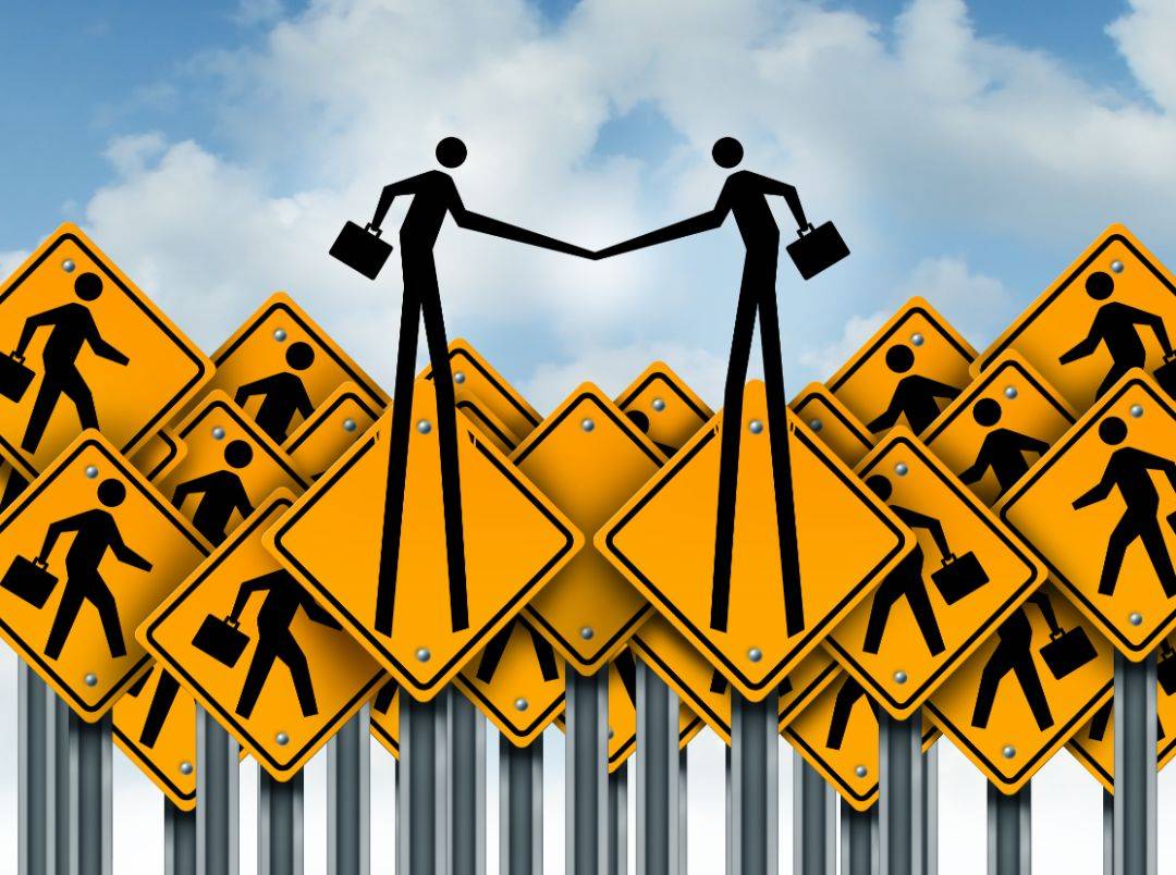 兄妹联手创业17年主业多次大调整如今要冲刺创业板了