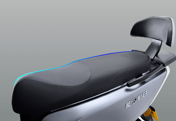 键盘说车丨新日战神k7,刷新你对电摩的认识