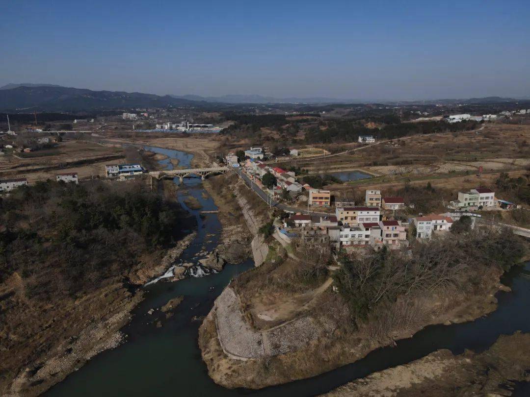 沙河村位于大悟县刘集镇东部,与河口镇接壤,国土面积4.