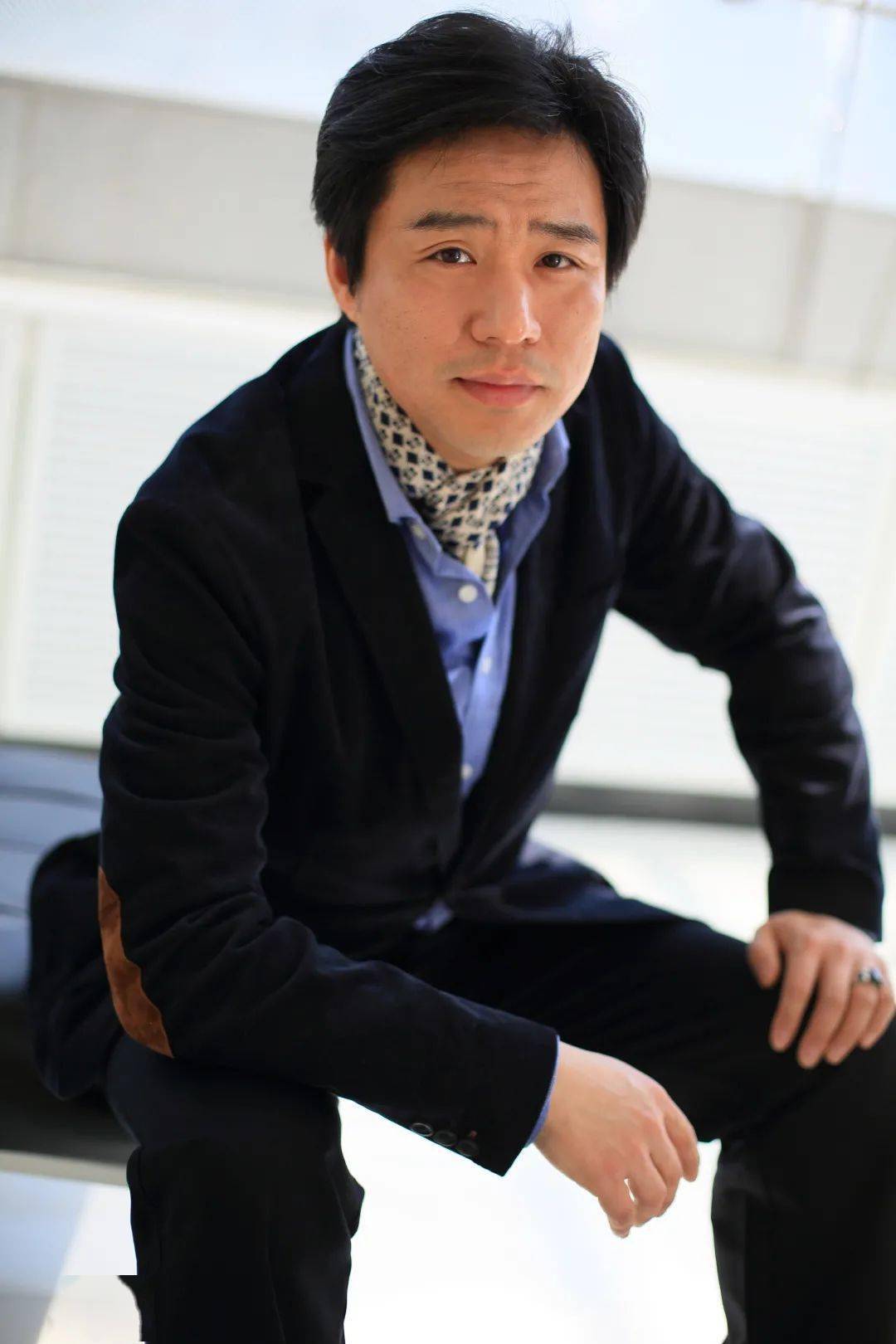 皇帝 扮演者上海越剧院 国家一级演员主持人:上海戏曲广播司徒 纯纯