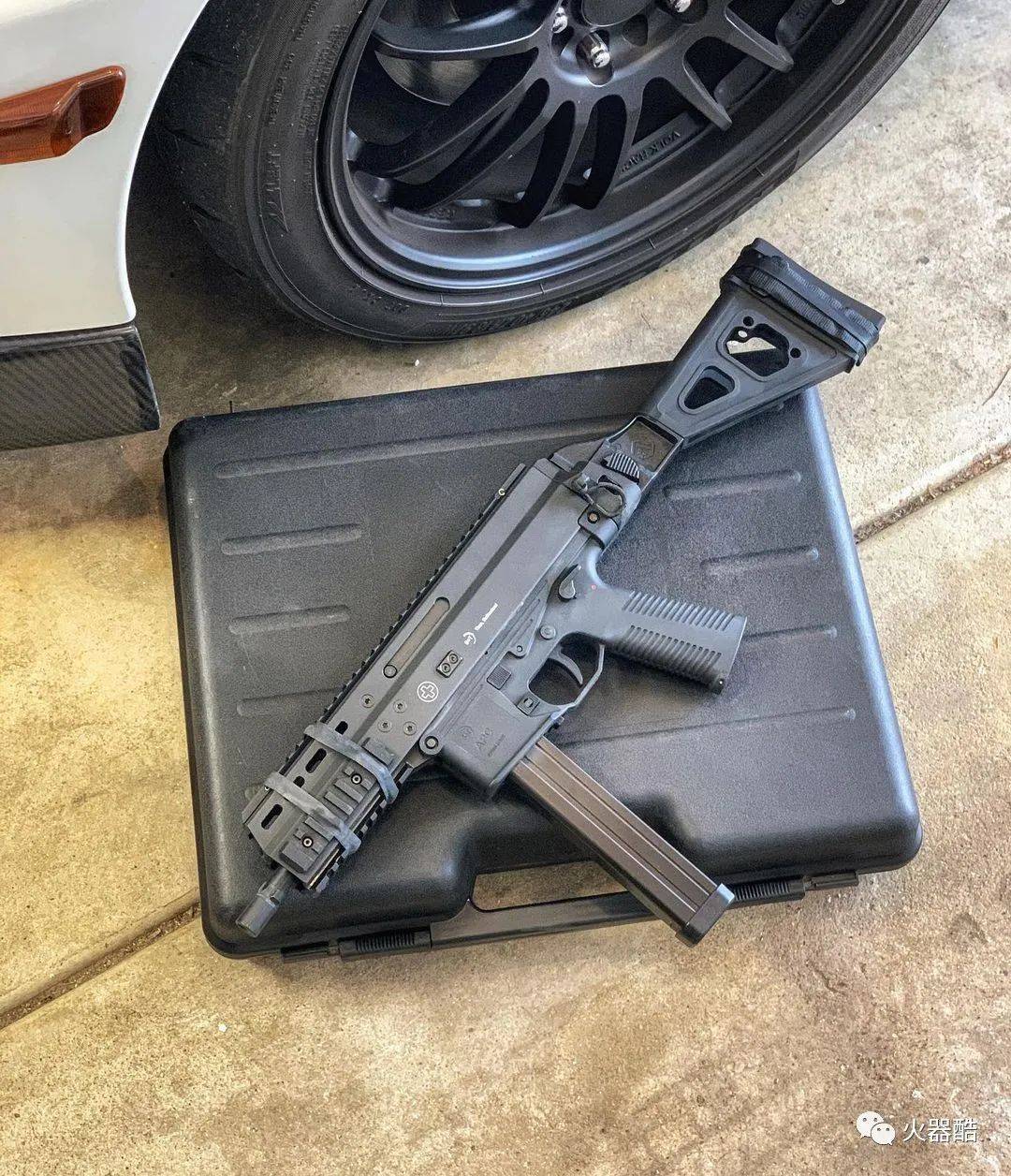 完美点杀瑞士bt公司apc45美图欣赏