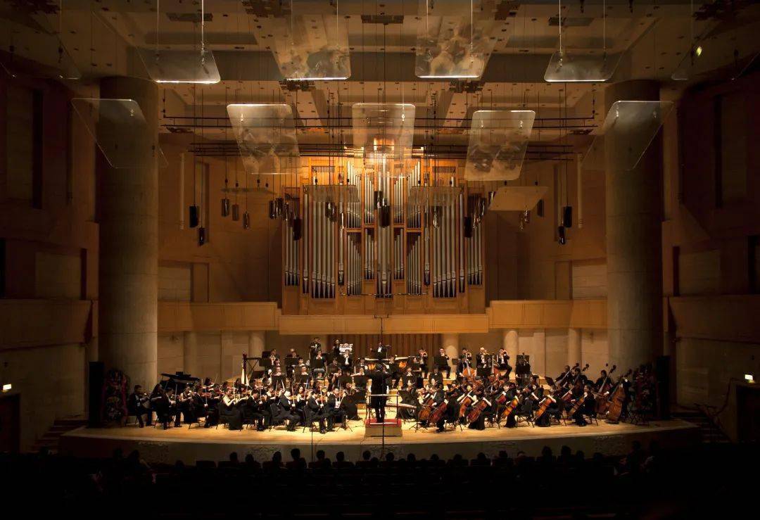 【演出推荐】包头大剧院2021年新年音乐会——中国东方乐团交响音乐会