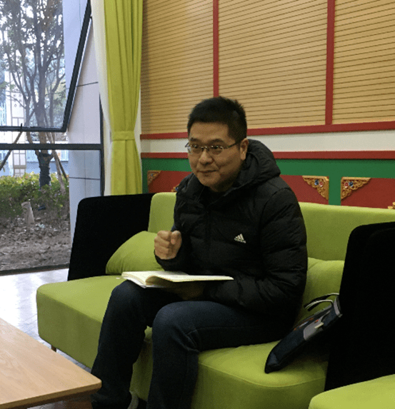 合肥八中高三级部副主任王玺老师做视导课点评与高三教学指导培训王玺