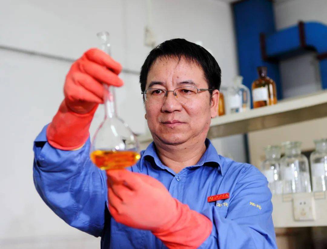 吴文清系列报道之一矢志报国追梦人