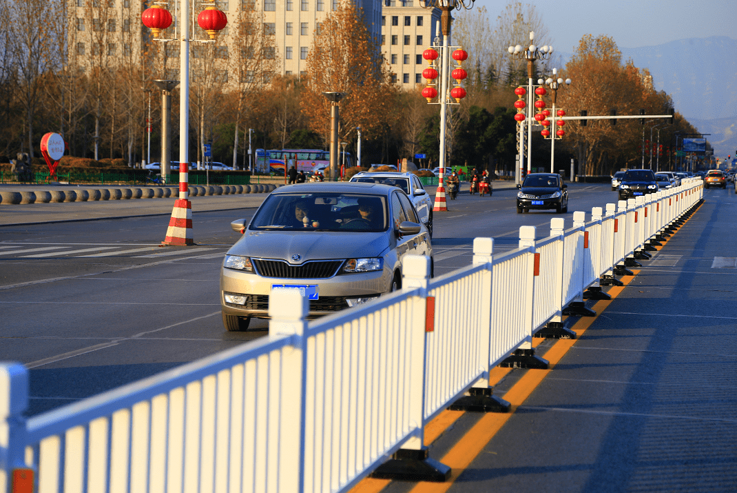 济源街道发生新变化这个交叉口将取消禁左