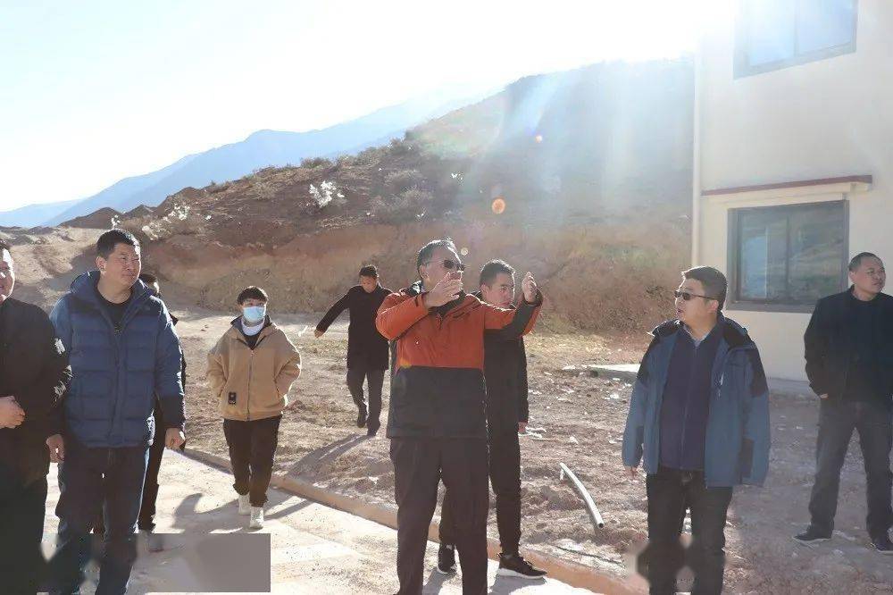 头条要闻尼玛江村同志带队检查指导工作