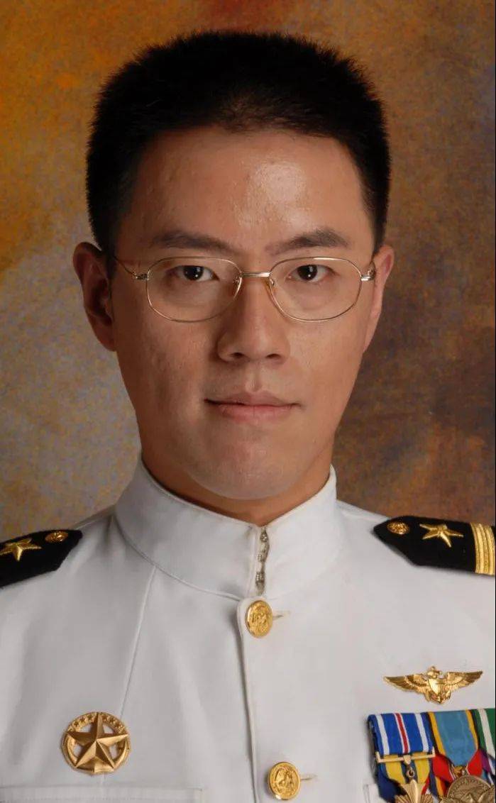 海上新力量丨静安新联心61深访谈70后严洪是军迷也是全国疫情防控