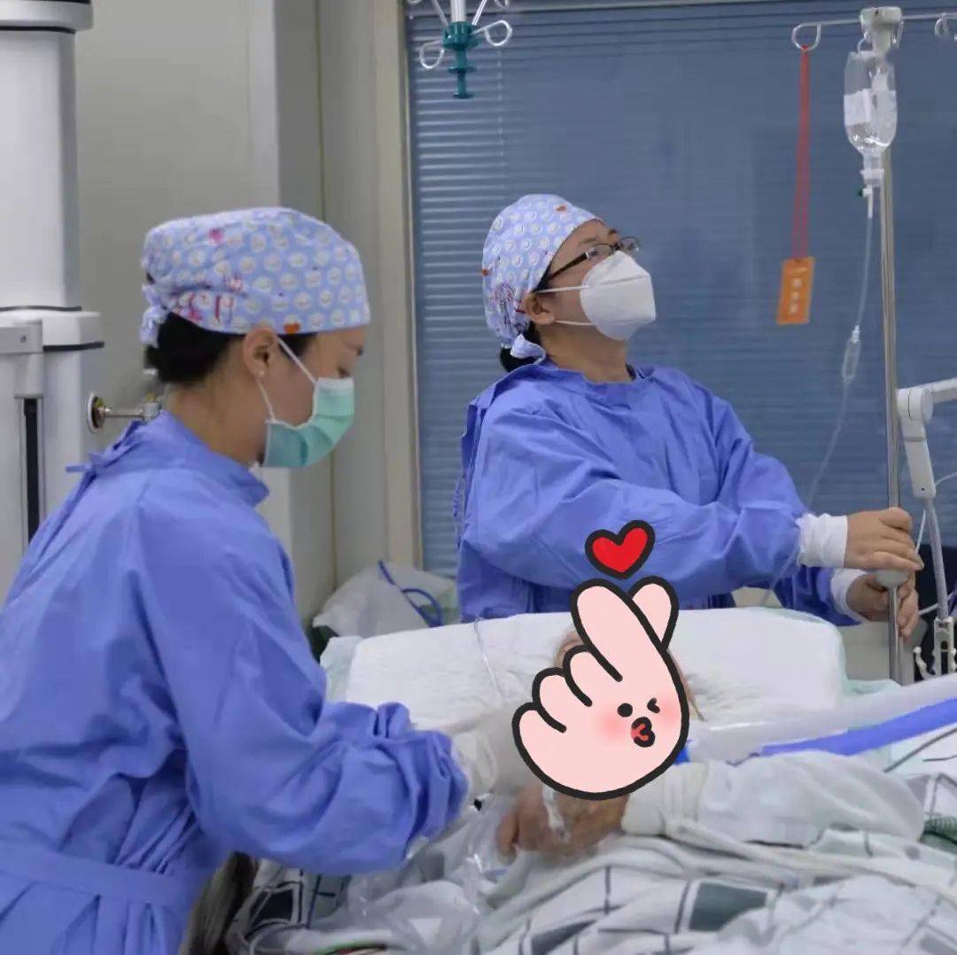 广东省中医院记录白衣天使美好瞬间摄影比赛开始投票啦