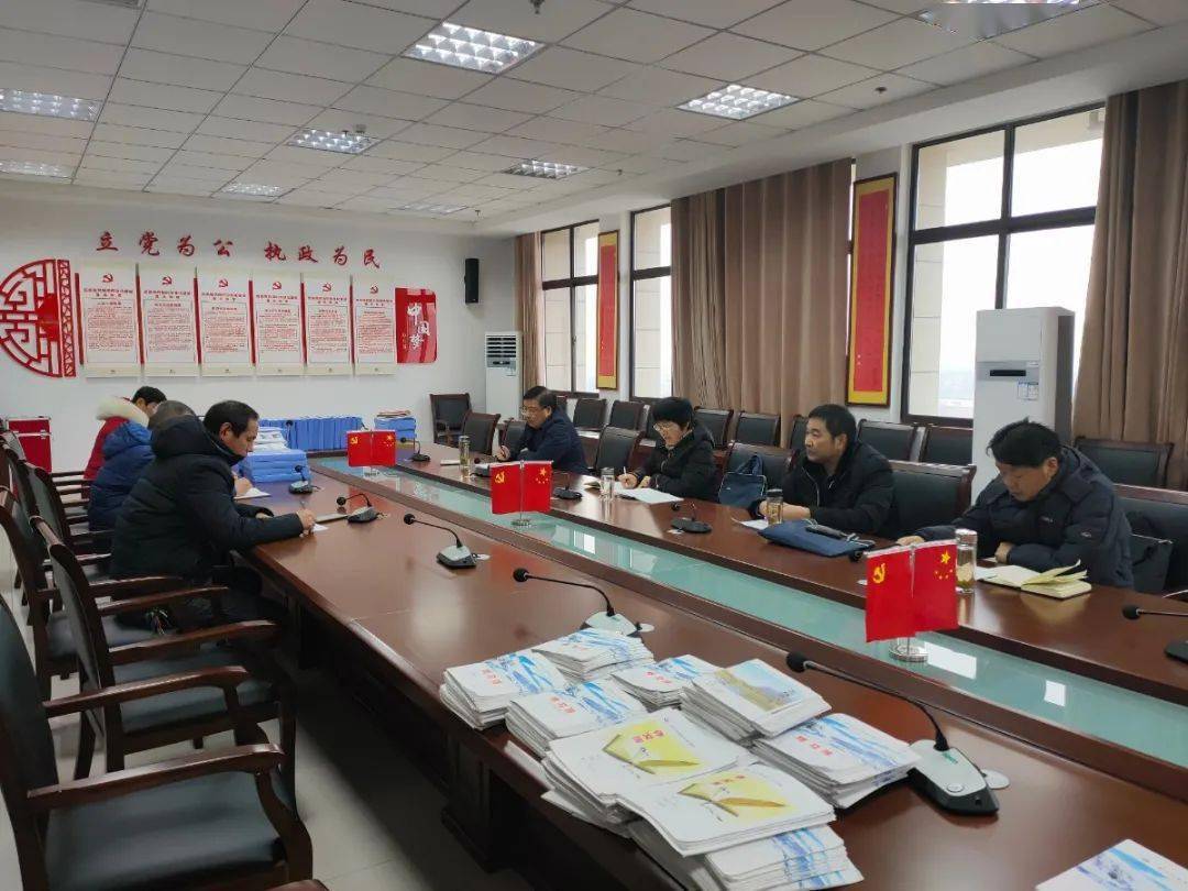 孙永力代表学校作表态发言.