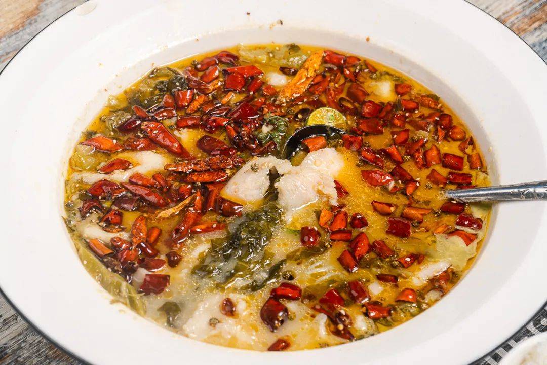 地道无骨烤鱼,鲜辣爽口的酸菜鱼."鱼"你相约,让你满足到飞起!_沙鱼