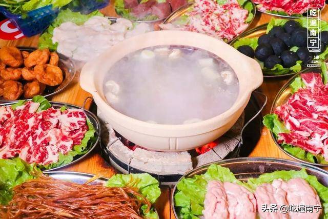 埌东n组新开的生料火锅老板却被孤立