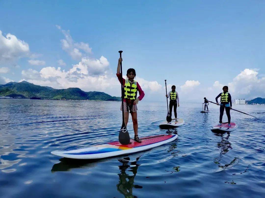 海上皮划艇這項水上運動可太酷了