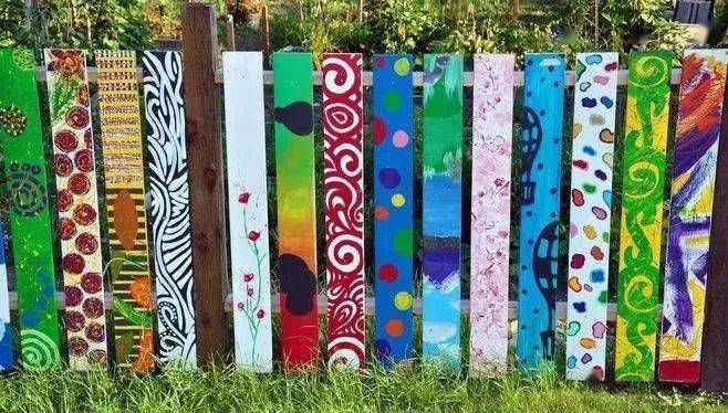 简单又实用的花园栅栏打造,让庭院变得更温暖