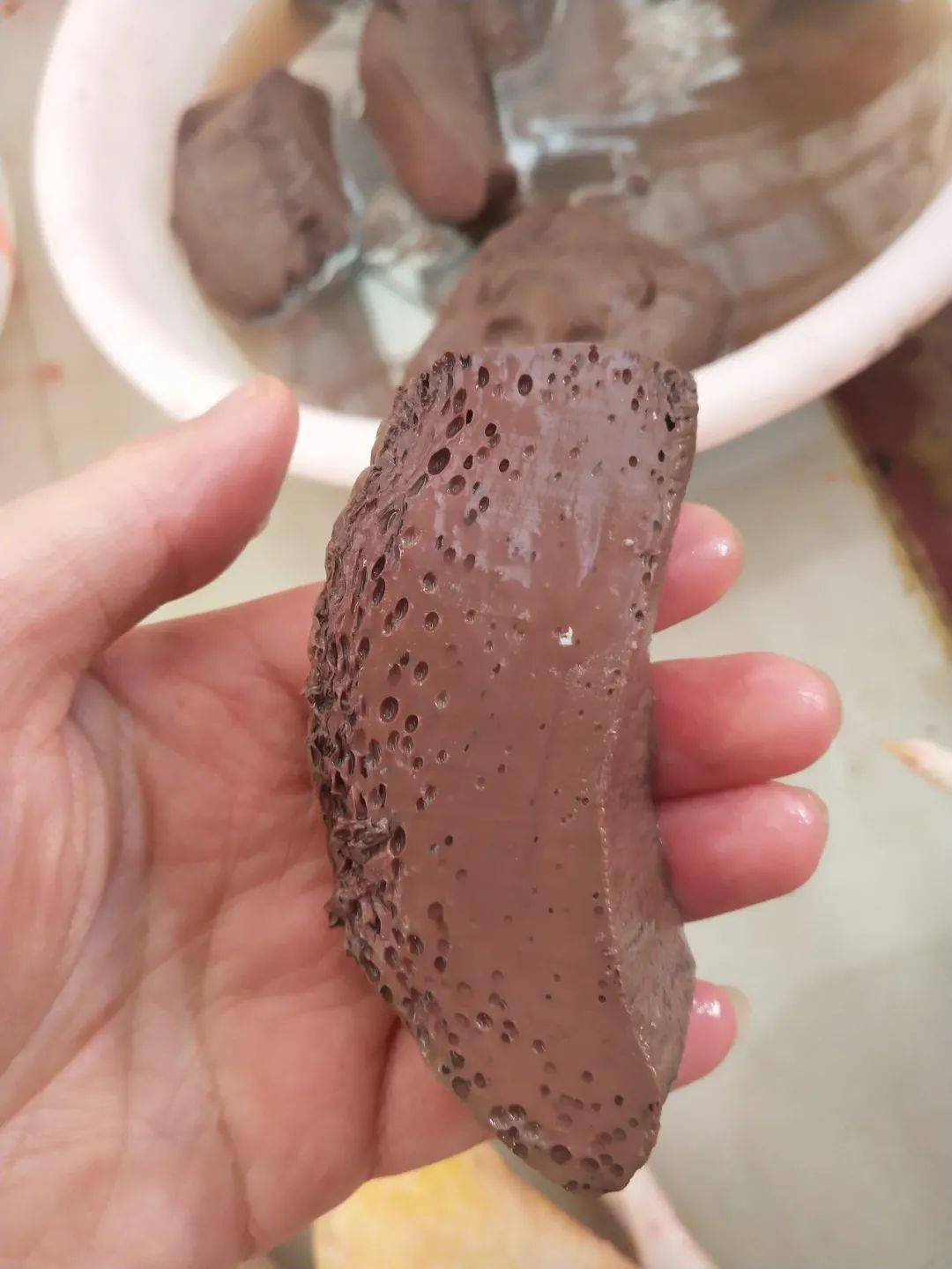 食品安全47真假鸭血之谜三招教您辨别