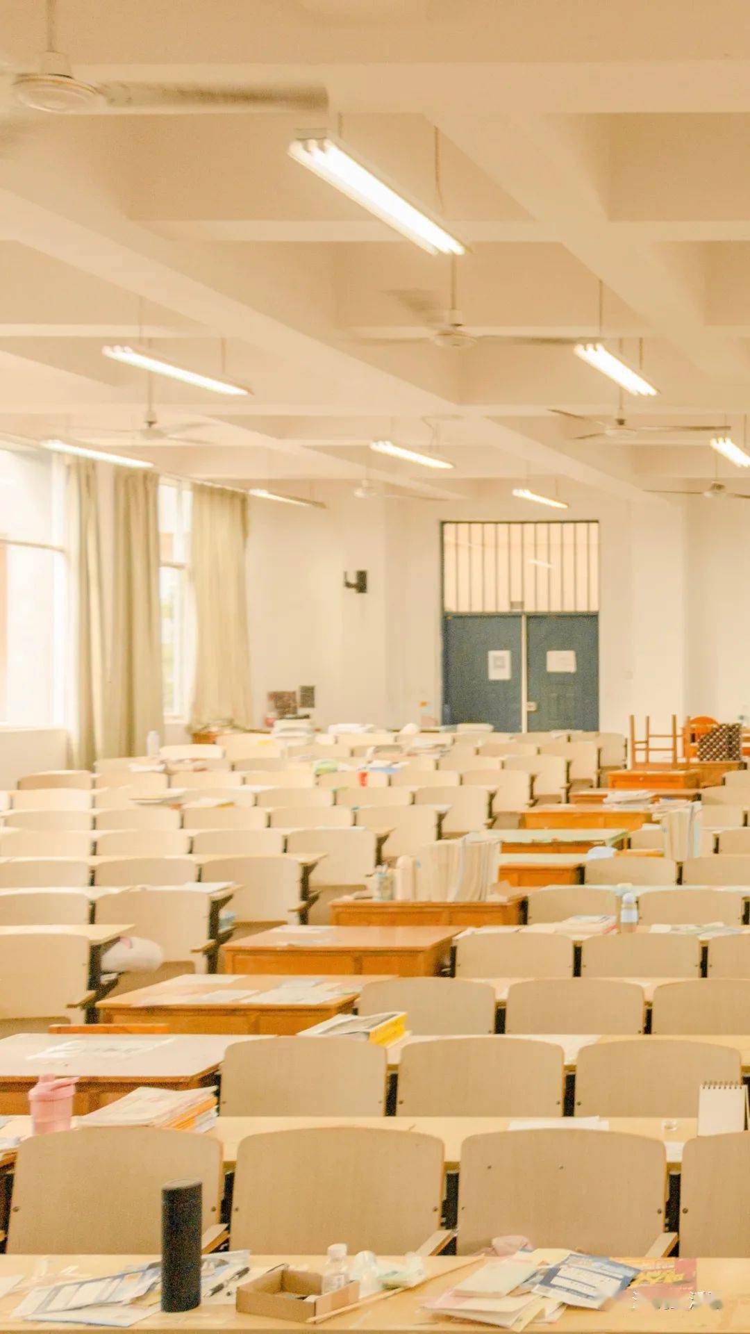 今年的生活圈,"罢工"了._壁纸