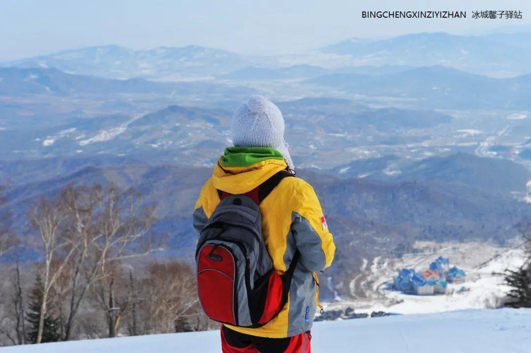 看着自己远去的背影致敬耳顺
