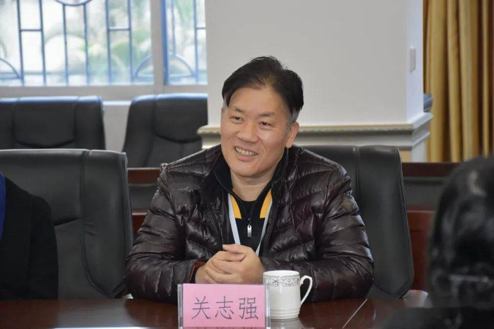 出席本次会议的有黄海