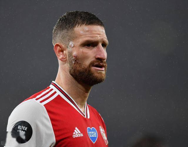 能否恢复功力?阿森纳中卫穆斯塔菲或免签巴萨,其经纪人正在谈判