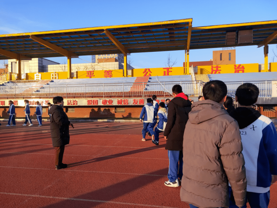 台湖学校初中部冬季跳绳比赛