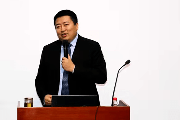 "新经济·新业态·新模式——后疫情时代文化旅游产业发展趋势"_杨泽