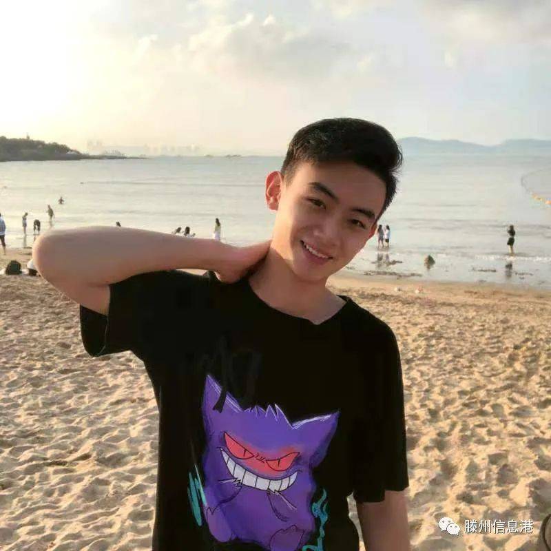 周浩林,女,19岁,168cm10.佟宝晴,男,19岁,186cm9.