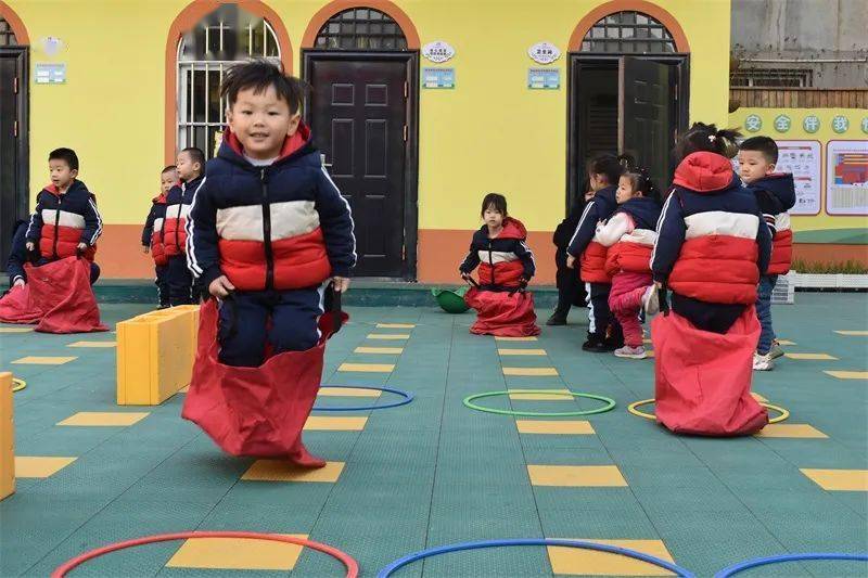 邯山區政府機關幼兒園舉行第二屆體育文化節活動