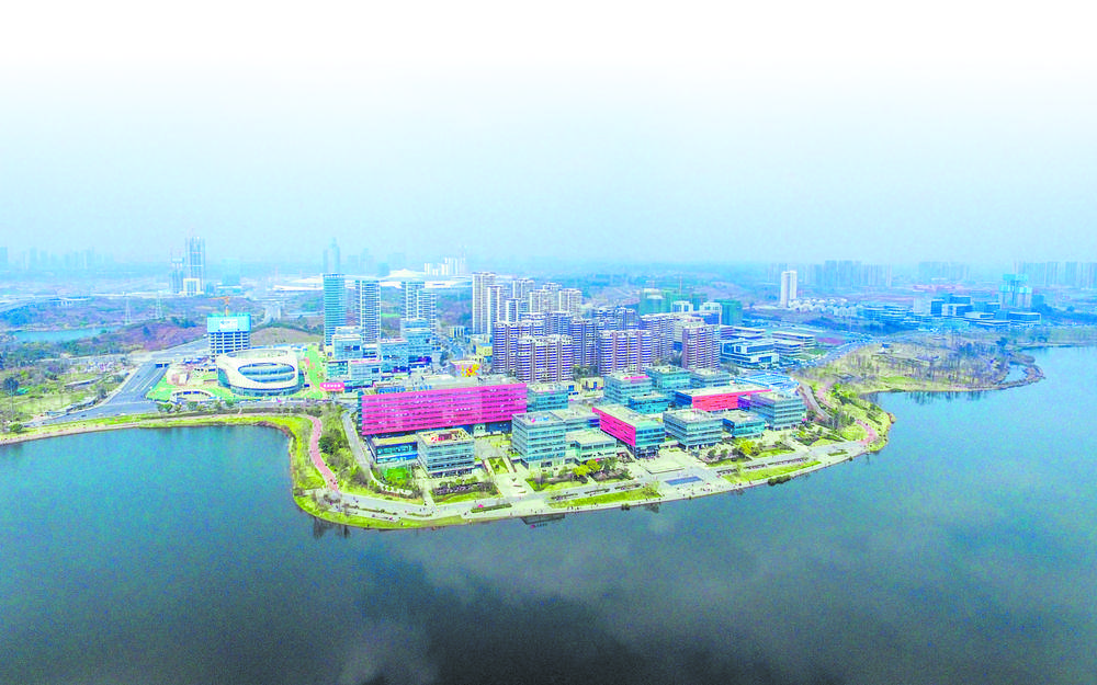 俯瞰西部(成都)科学城,湖光山色美不胜收 本报记者 吕甲 摄12月17日