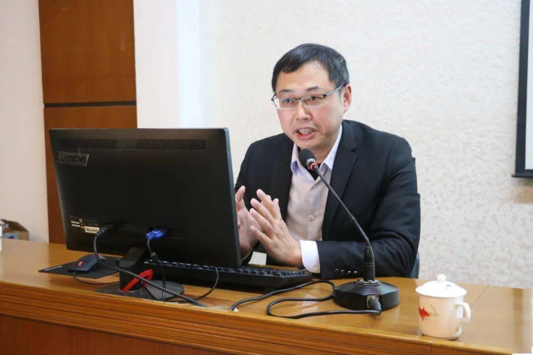 侨光中学开设学习民法典专题讲座