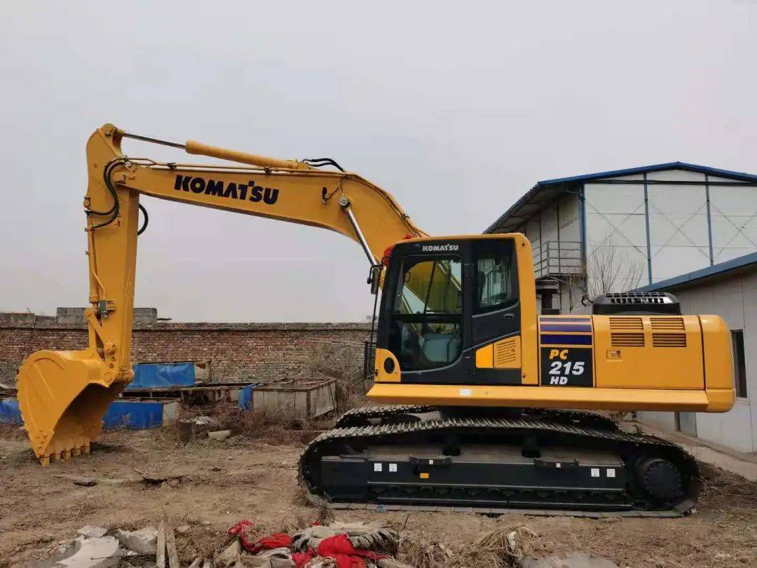 依靠实力征战山西高速公路,见证两代人的小松情怀