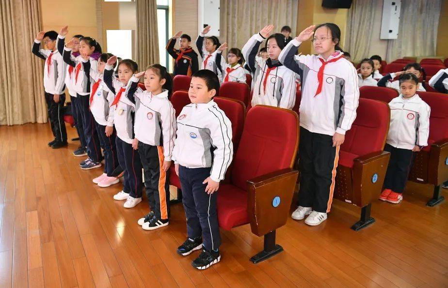 第570期书香润心灵阅读促成长上海市莘城学校第十一届读书节闭幕式