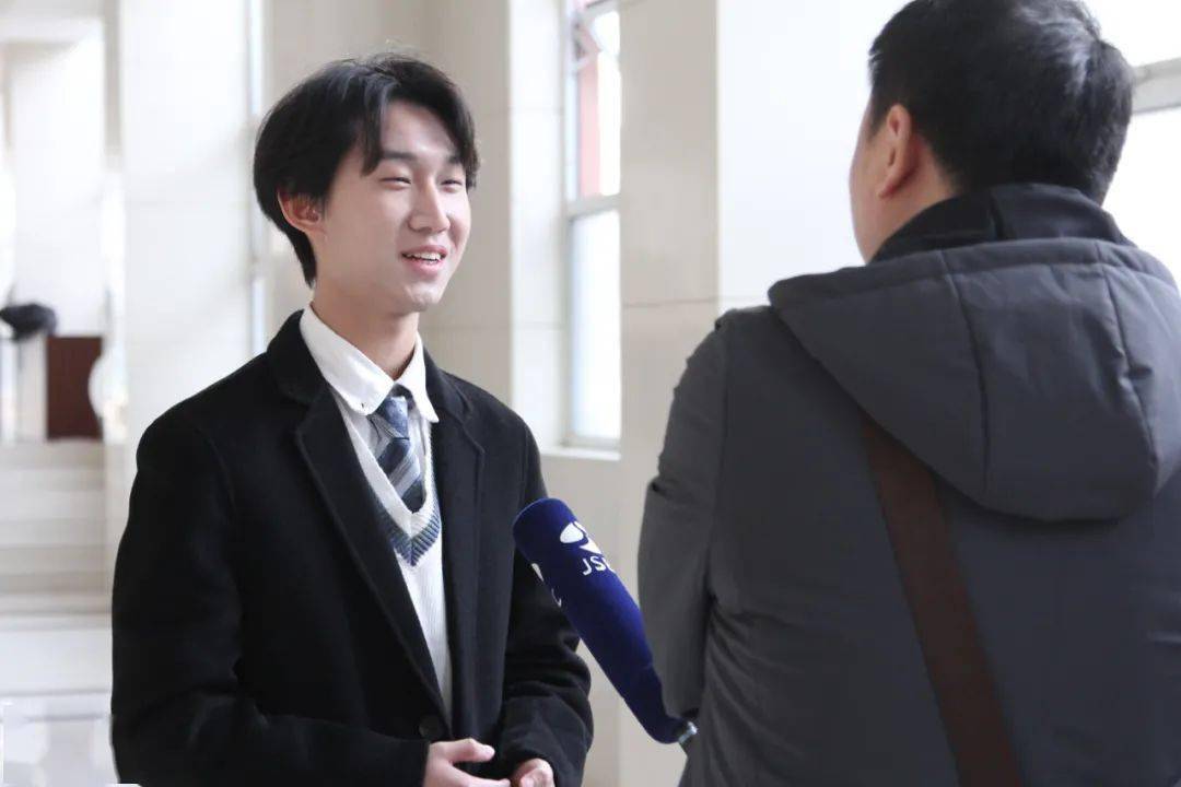 雨中国高2020慈善迎新会▏5小时筹得近35万善款去筑