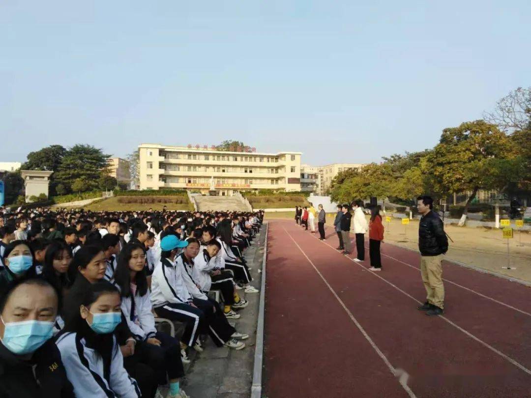 惠来县隆江中学图片