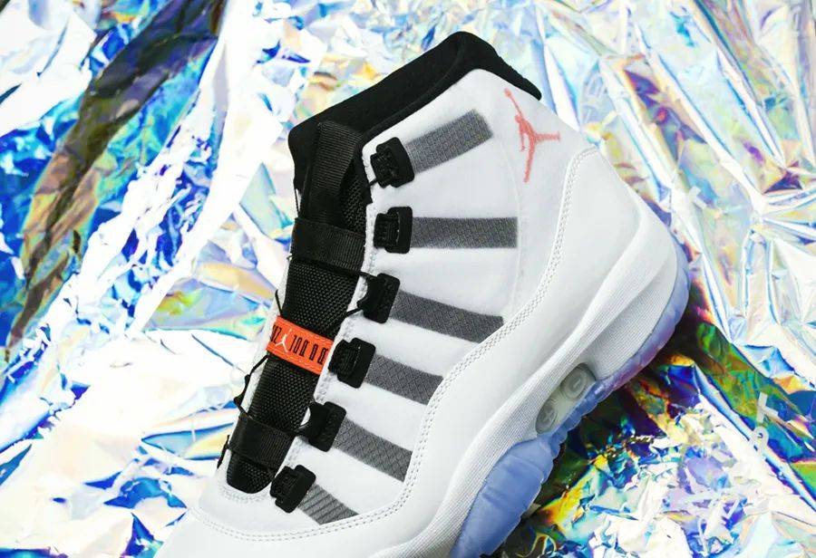 自动系带 aj11 明早发售,链接在此!