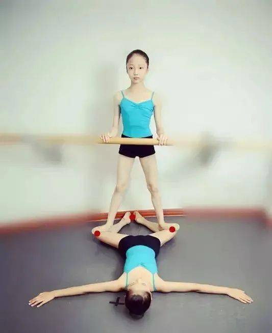 地面部分——小胯躺式