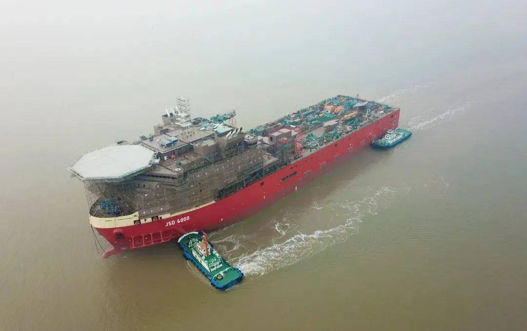振华重工jsd6000深水起重铺管船顺利下水