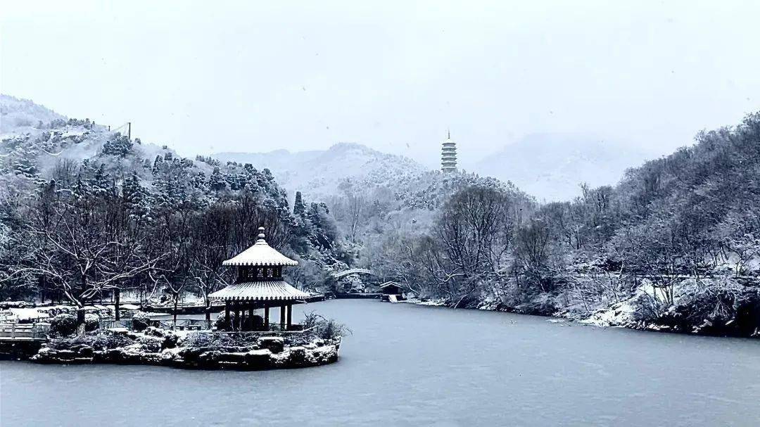 济南红叶谷冬天图片